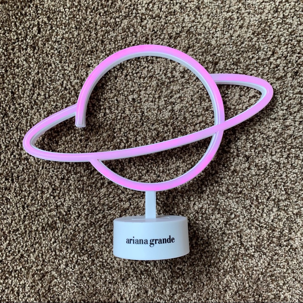 NEW Ariana Grande REM Light